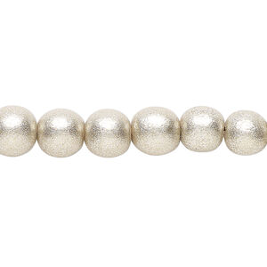 Bead 1pkg1, Taiwanese cheesewood (coated), painted metallic platinum, 7-8mm round, 15-1/2 to 16 inches.
