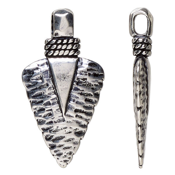 Pendant, antique silver-plated "pewter" (zinc-based alloy), 43x22mm double-sided hammered arrowhead. Sold individually. image number 0
