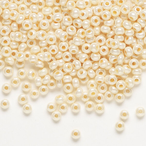 Seed bead, Preciosa Ornela Czech glass, pkg/500g, #8 rocaille, opaque dark shell luster chalkwhite, (46112). image number 0