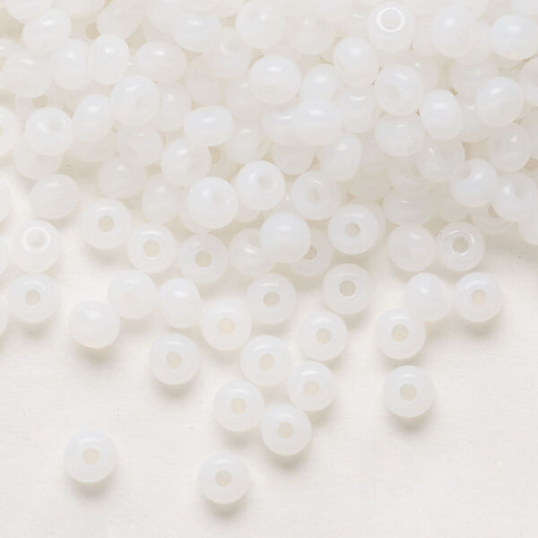 Seed bead, Preciosa Ornela Czech glass, pkg/500g, #6 rocaille, opaque alabaster, (02090). image number 0