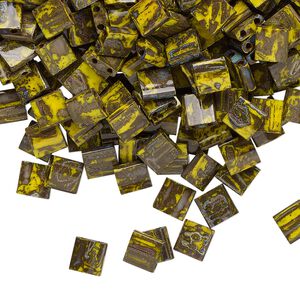 Seed bead, TILA®, glass, pkg/10g, 5mm full tila square, opaque Picasso mustard, (TL-4519).