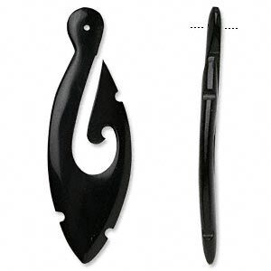 Focal, horn (dyed), black, 3x1-inch hand-carved hook. Sold individually.