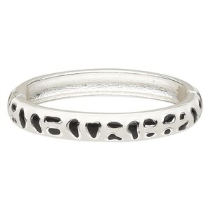 Bracelet, hinged bangle, epoxy and silver-finished "pewter" (zinc-based alloy), white and black, 10mm wide with freeform design, 6 inches. Sold individually.