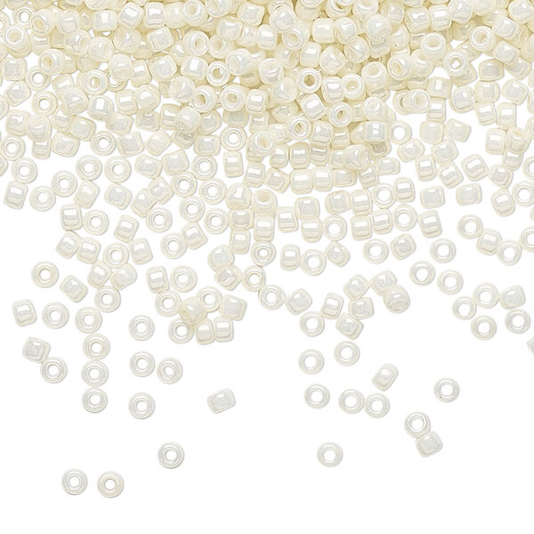 Seed bead, TOHO BEADS®, glass, pkg/50g, #11 round, opaque luster Navajo white (TR-11-122). image number 0