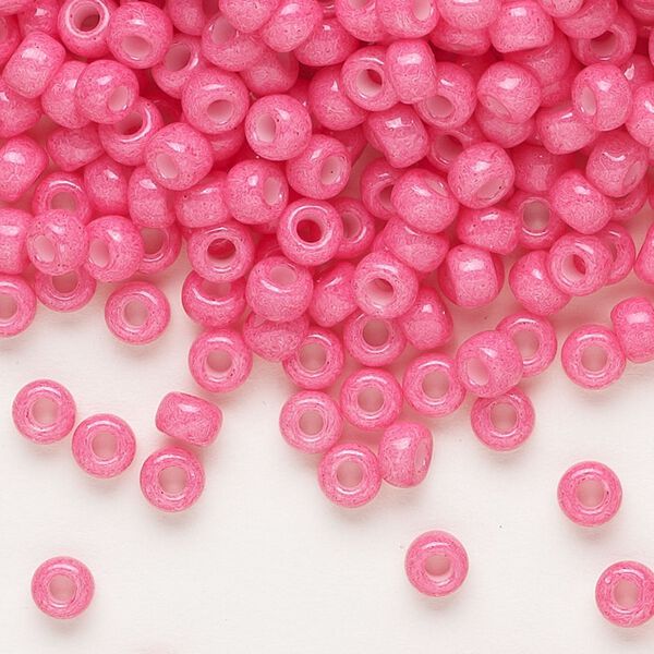 Seed bead, Miyuki, glass, pkg/25g, #6 rocaille, opaque outside dyed carnation pink, (RR-1371). image number 0