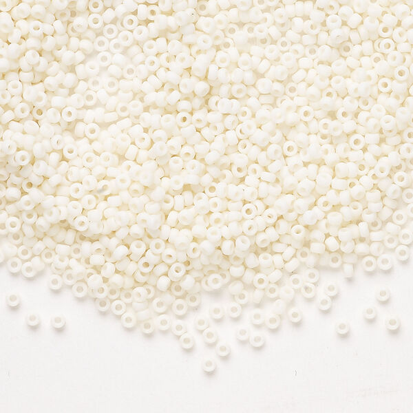 Seed bead, Miyuki 1pkg35g, glass, #15 rocaille, opaque matte glazed luster cream (RR-2021) image number 0