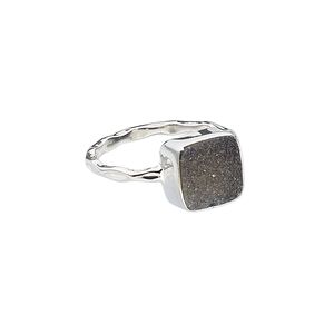 Ring, druzy (dyed) and sterling silver, black, 10mm wide with square, size 7. Sold individually.