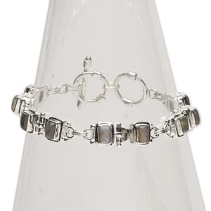 Bracelet, labradorite (natural) and sterling silver, 9x7mm rectangle, 7 inches with toggle clasp. Sold individually.