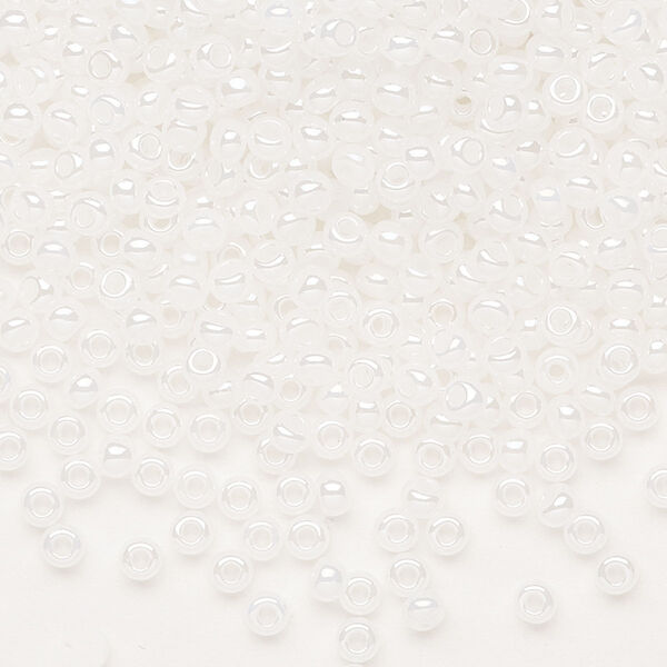 Seed bead, Preciosa Ornela Czech glass, pkg/500g, #8 rocaille, opaque luster alabaster, (57102). image number 0
