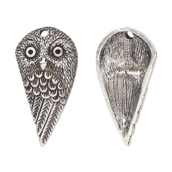 Focal, antique silver-finished "pewter" (zinc-based alloy), 30x16mm single-sided left- and right-facing owl. Sold per pkg of 2. image number 0