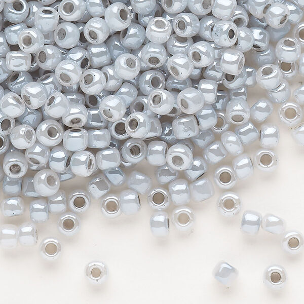 Seed bead, Dyna-Mites™, glass, opaque ceylon pastel grey, #6 round. Sold per 40-gram pkg. image number 0