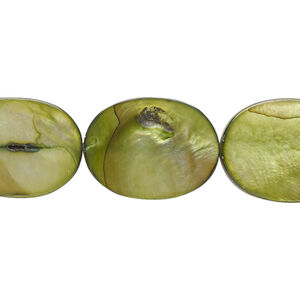 Bead, mother-of-pearl shell (dyed), dark green, 20x15mm flat oval with 0.6-0.8mm hole, Mohs hardness 3-1/2. Sold per 15-inch strand.