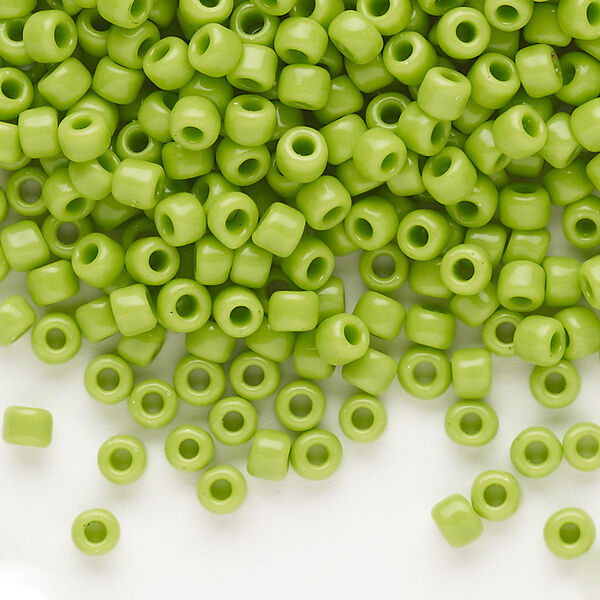 Seed bead, Dyna-Mites™, glass, opaque lime, #6 round. Sold per 1/2 kilogram pkg. image number 0