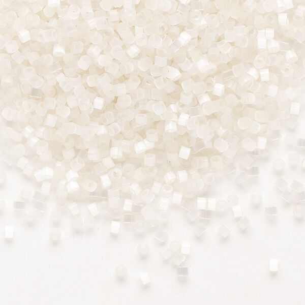 Seed bead, Delica®, glass, pkg/7.5g, #11 round, opaque silk satin glazed luster antique ivory (DB-0673). image number 0