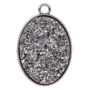Focal, "druzy" (acrylic) Imitation) and antique silver finished "pewter" (zinc-based alloy), silver, 42x32mm single-sided oval. Sold individually.