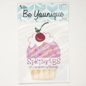 Iron-on transfer 1pkg1, vinyl, purple / white / pink, pkg/1, 7x4-1/2 inch cupcake with "Sprinks cure everything."