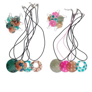 Necklace and earring mix, shell and rubber cord, multicolored, 17-1/2 inches with nickel-finished lobster claw clasp and 1-1/2 inch extender chain. Sold per pkg of 4 sets.