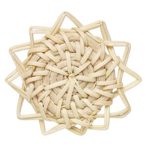 Focal, rattan wood, cream, 44mm sun. Sold per pkg of 2.