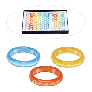 Ring mix, cat's eye glass (fiber optic glass), mixed colors, 5-6mm faceted, sizes 4-9. Sold per pkg of 100.
