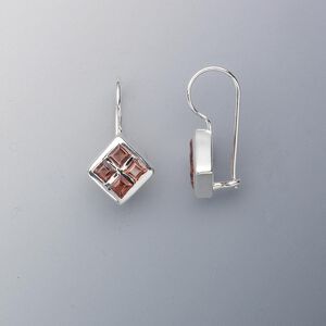 Earring, sterling silver and garnet (natural), 3x3mm faceted diamond, 21x12mm. Sold per pair.