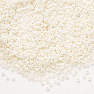 Seed bead, Miyuki 1pkg35g, glass, #15 rocaille, opaque matte glazed luster cream (RR-2021)