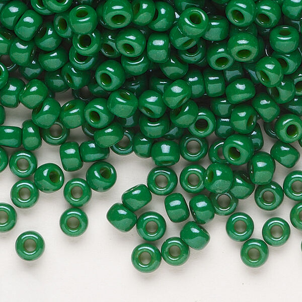Seed bead, Miyuki, glass, pkg/25g, #6 rocaille, opaque outside dyed green, (RR-1481). image number 0
