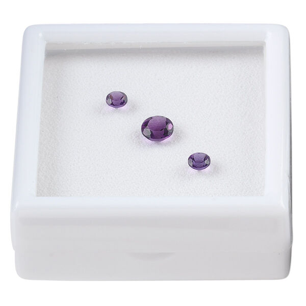 Gem, amethyst (natural), dark, two 4mm and one 6mm faceted round, A grade, Mohs hardness 7. Sold per pkg of 3. image number 0