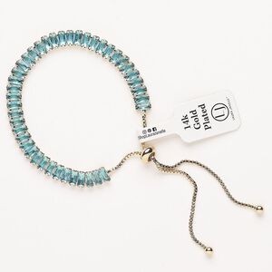 Bracelet, adjustable, brass / glass / silicone, pkg/1, 6 to 10 inches, gold plate and aquamarine.
