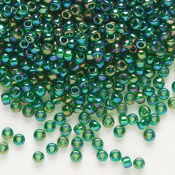 Seed bead, Dyna-Mites™, glass, transparent rainbow emerald green, #8 round. Sold per 40-gram pkg. image number 0