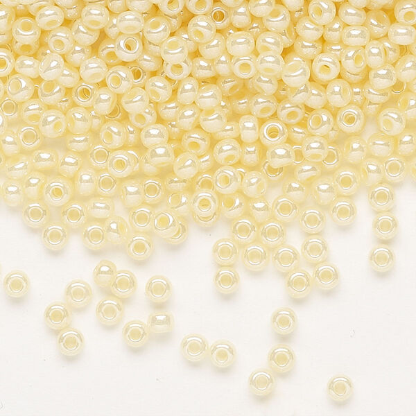 Seed bead, Preciosa Ornela Czech glass, pkg/500g, #8 rocaille, opaque luster light cream pearl, (47113). image number 0