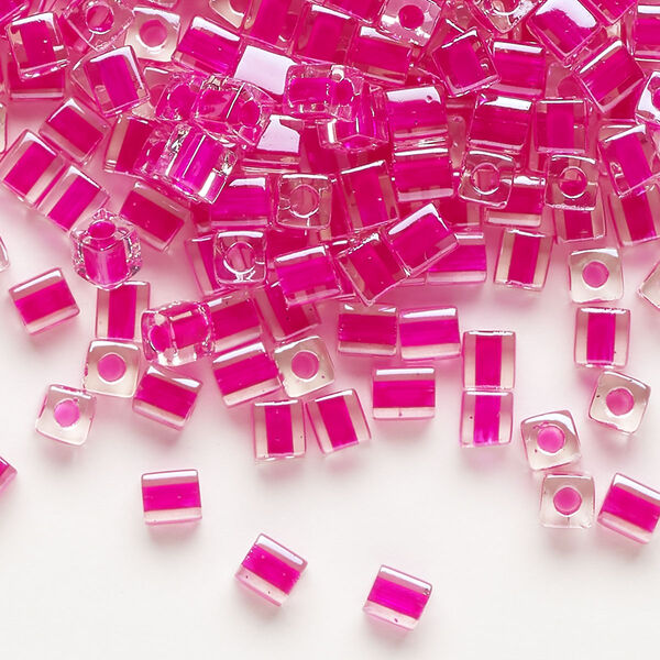 Seed bead, Miyuki, glass, pkg/25g, 3.5-3.7mm square, transparent fuchsia inside dyed color clear (SB-209). image number 0