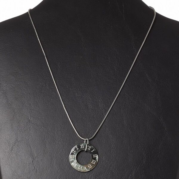 Necklace, black lip shell (natural) / steel / antiqued silver-finished brass, 30mm clock, 18 inches with 2-inch extender chain and lobster claw clasp. Sold individually. image number 0