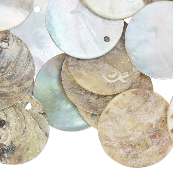 Drop, mussel shell (natural / coated), natural, 20mm flat round, Mohs hardness 3-1/2. Sold per pkg of 25. image number 0