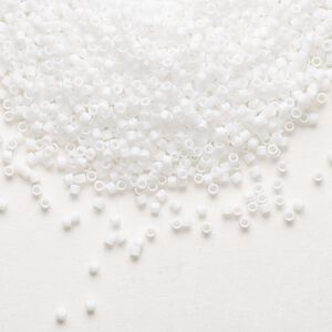 Seed bead, Delica®, glass, pkg/7.5g, #15 round, opaque matte rainbow chalk white (DBS-0351).