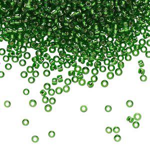 Seed bead, TOHO BEADS®, glass, pkg/7.5g, #11 round, transparent silver-lined grass green (TR-11-27B).