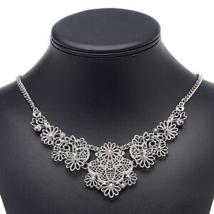 Necklace, acrylic rhinestone with silver-plated steel and "pewter" (zinc-based alloy), gunmetal, 18 inches with 3-inch extender chain and lobster claw clasp. Sold individually.