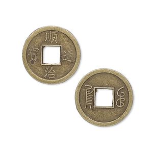 Charm, antique brass-plated "pewter" (zinc-based alloy), 18mm Chinese coin replica. Sold per pkg of 20.