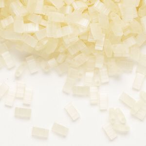 Seed bead, TILA®, glass, pkg/40g, 5x2.3mm half tila rectangle, translucent silk luster light yellow (HTL-2554-1).