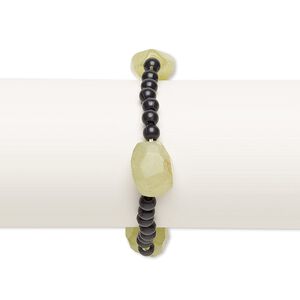 Bracelet, stretch, quartz (dyed) and acrylic, black and green, 5mm round and small to medium faceted tumbled nugget, 5-1/2 inches. Sold individually.