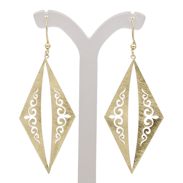 Earring, gold-finished brass, 2-1/2 inches with scratched open kite and swirl cutout design with fishhook ear wire. Sold per pair. image number 0