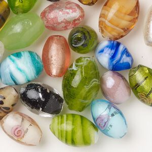 Bead mix, lampworked glass, pkg/4 ounces, opaque to transparent mixed colors with silver-colored foil and copper-colored glitter, 9x7mm-22x14mm oval.