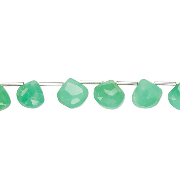 Chrysoprase 1pkg1, hand-cut top-drilled faceted flat teardrop bead natural B grade, 4 inch 6x6mm-7x7mm image number 0