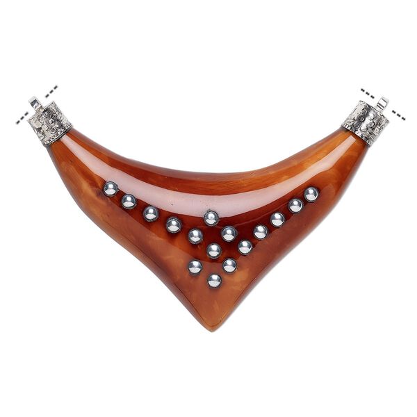 Focal, resin / aluminum / antique silver-finished brass, brown, 3-1/2 x 2-1/4 inch single-sided boomerang with fancy design and 2 loops. Sold individually. image number 0