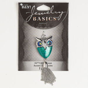 Focal 1pkg1, silver-finished brass and steel / enamel / glass, teal and blue AB, 2-3/4 x 1 inch owl with chain tassel.