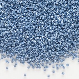 Seed bead, Delica®, glass, pkg/50g, #15 round, opaque glazed luster blueberry (DBS-0267-1).