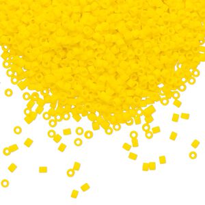Seed bead, Delica®, glass, pkg/250g, #11 round, opaque matte canary (DB-1582).