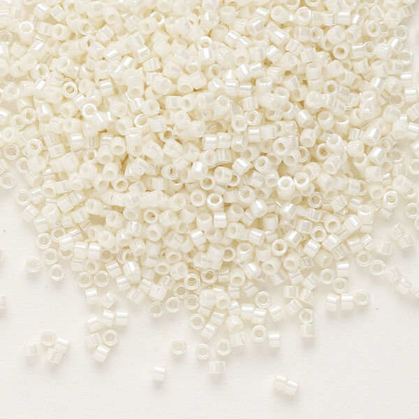 Seed bead, Delica®, glass, pkg/7.5g, #11 round, opaque glazed luster cream (DB-0203). image number 0