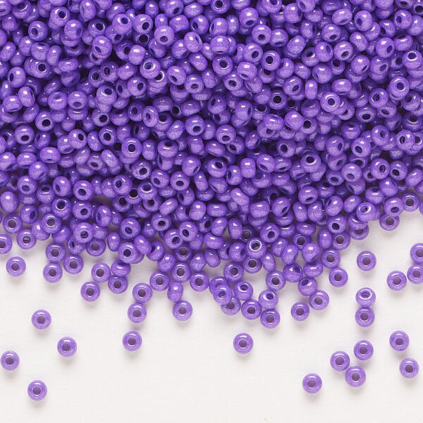 Seed bead, Preciosa Ornela Czech glass, pkg/500g, #11 rocaille, opaque terra dyed lilac luster chalkwhite, (16328). image number 0