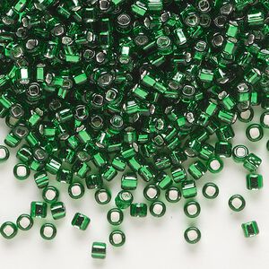 Seed bead, Dyna-Mites™, glass, silver-lined translucent emerald green, #8 round with square hole. Sold per 1/2 kilogram pkg.