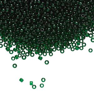Seed bead, TOHO BEADS®, glass, pkg/7.5g, #11 round, transparent emerald green (TR-11-939).